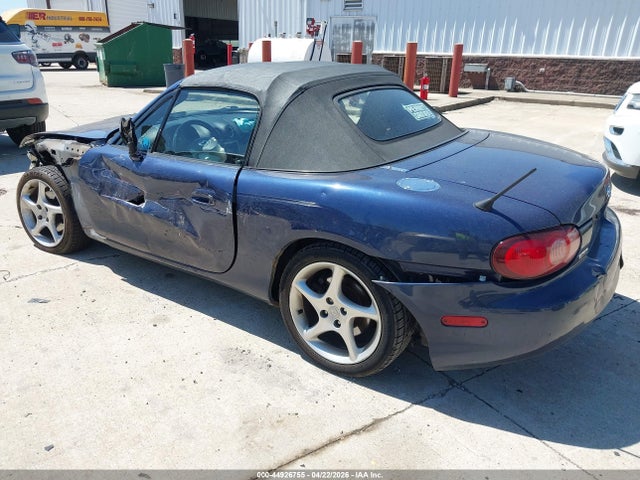 Продажа на аукционе авто 2003 Mazda Mx-5 Miata Cloth/ls/se/shinsen, vin: JM1NB353430302268, номер лота: 44926755