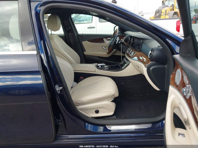 Продажа на аукционе авто 2017 Mercedes-benz E 300, vin: WDDZF4JB3HA192572, номер лота: 44926763