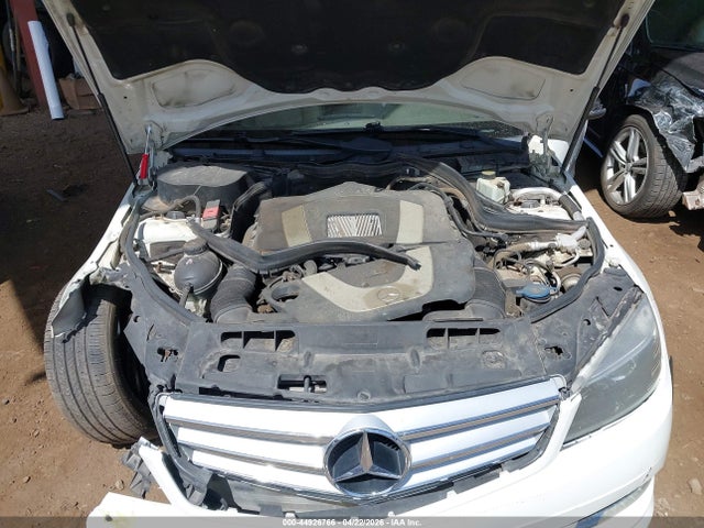 2011 Mercedes-benz C 300 Sport მანქანა იყიდება აუქციონზე, vin: WDDGF5EB8BA516663, აუქციონის ნომერი: 44926766