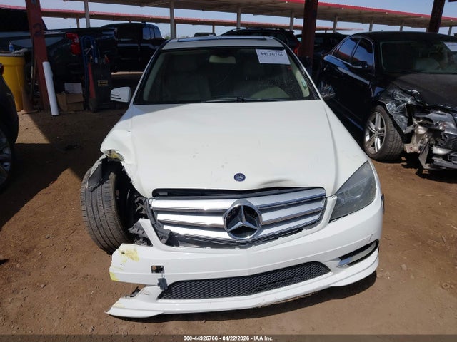2011 Mercedes-benz C 300 Sport მანქანა იყიდება აუქციონზე, vin: WDDGF5EB8BA516663, აუქციონის ნომერი: 44926766