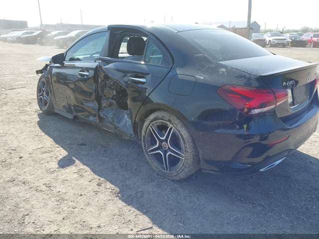 44926801 :رقم المزاد ، W1K3G4FB9LJ220881 vin ، 2020 Mercedes-benz A 220 4matic مزاد بيع