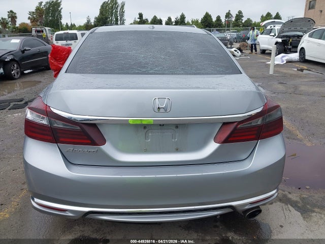 Honda ACCORD EX 2017 1HGCR2F73HA132437 Image 17