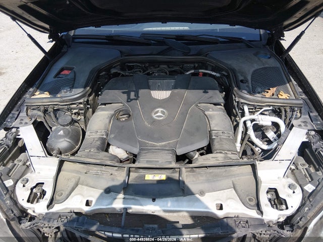 44926824 :رقم المزاد ، WDD1J6FB0JF017298 vin ، 2018 Mercedes-benz E 400 مزاد بيع
