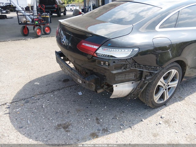 44926824 :رقم المزاد ، WDD1J6FB0JF017298 vin ، 2018 Mercedes-benz E 400 مزاد بيع