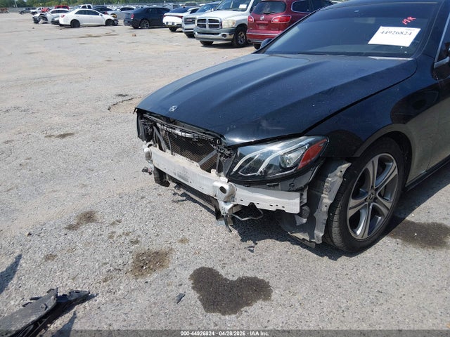 44926824 :رقم المزاد ، WDD1J6FB0JF017298 vin ، 2018 Mercedes-benz E 400 مزاد بيع