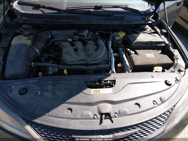 Продаж на аукціоні авто 2016 Chrysler 200 S, vin: 1C3CCCBG4GN194940, номер лоту: 44926852