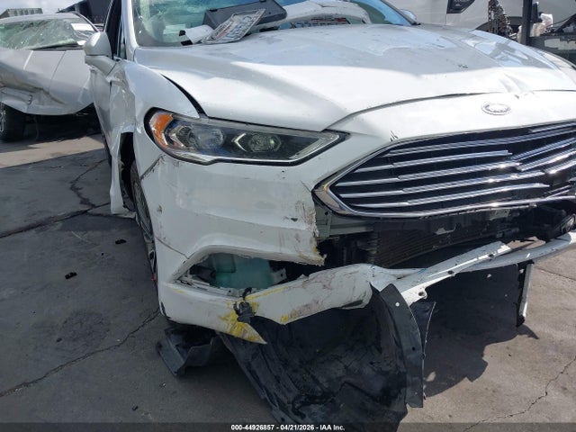 3FA6P0RU5JR116846 Ford Fusion Hybrid Titanium