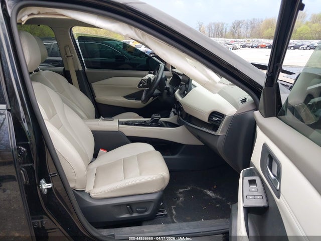44926860 :رقم المزاد ، 5N1BT3CB2PC854751 vin ، 2023 Nissan Rogue Sl Intelligent Awd مزاد بيع