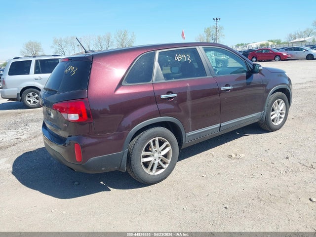 KIA SORENTO LX 2014 5XYKTCA68EG463803 Image 4