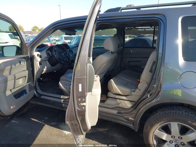 5FNYF4H99FB077889 Honda Pilot Touring