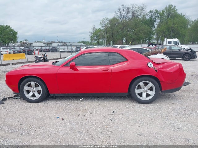 2C3CDZAG4GH100887 Dodge Challenger Sxt
