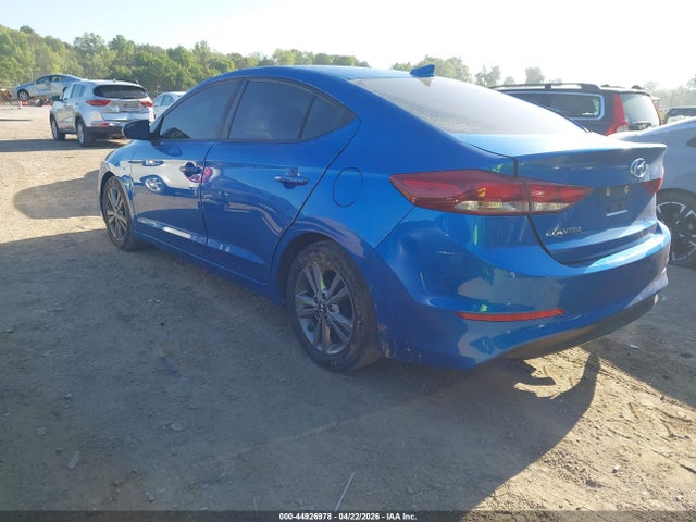 44926978 :رقم المزاد ، 5NPD84LF7HH105702 vin ، 2017 Hyundai Elantra Se مزاد بيع