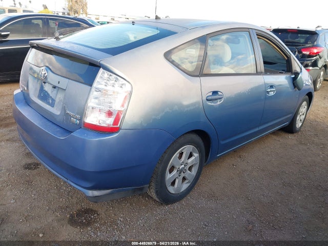 2006 Toyota Prius მანქანა იყიდება აუქციონზე, vin: JTDKB20U167535498, აუქციონის ნომერი: 44926979