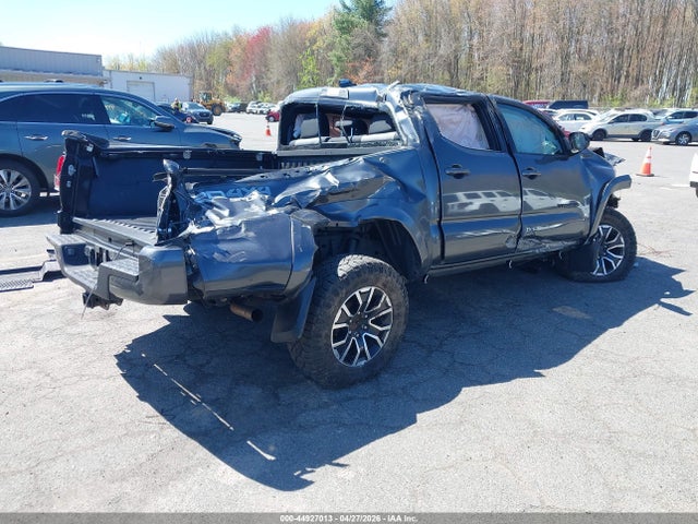 44927013 :رقم المزاد ، 3TMCZ5AN2NM530680 vin ، 2022 Toyota Tacoma Trd Sport مزاد بيع