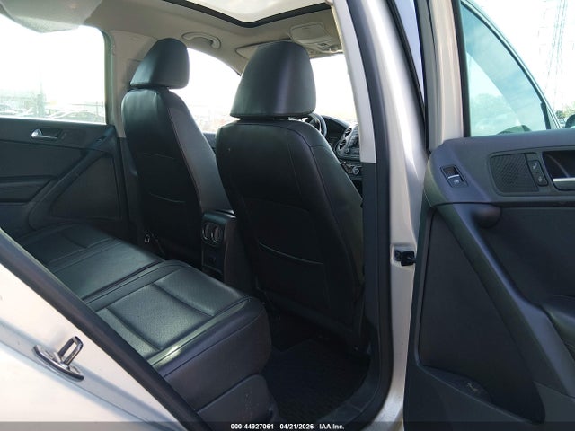 2011 Volkswagen Tiguan Se მანქანა იყიდება აუქციონზე, vin: WVGBV7AX1BW548292, აუქციონის ნომერი: 44927061