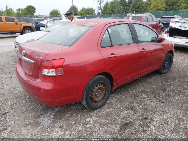 2011 Toyota Yaris მანქანა იყიდება აუქციონზე, vin: JTDBT4K32B1408320, აუქციონის ნომერი: 44927072