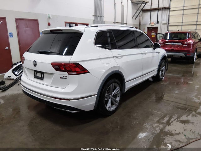 3VV2B7AX1JM146821 Volkswagen Tiguan 2.0t Se/2.0t Sel