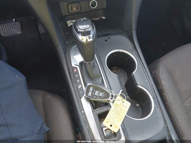 3GNAXLEU6JL171988 Chevrolet EQUINOX LT