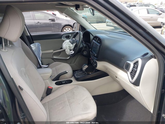 KIA SOUL LX 2020 KNDJ23AU0L7098296 Image 5