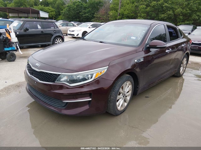 44927102 :رقم المزاد ، 5XXGT4L33GG008296 vin ، 2016 Kia Optima Lx مزاد بيع