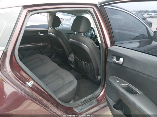 44927102 :رقم المزاد ، 5XXGT4L33GG008296 vin ، 2016 Kia Optima Lx مزاد بيع
