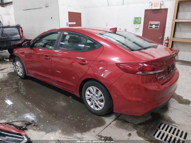 44927112 :رقم المزاد ، 5NPD74LF3HH204522 vin ، 2017 Hyundai Elantra Se مزاد بيع