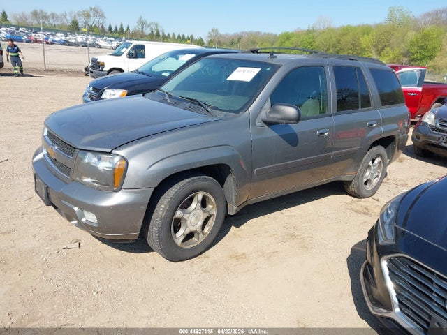 2008 Chevrolet Trailblazer Lt მანქანა იყიდება აუქციონზე, vin: 1GNDT13S382184112, აუქციონის ნომერი: 44927115