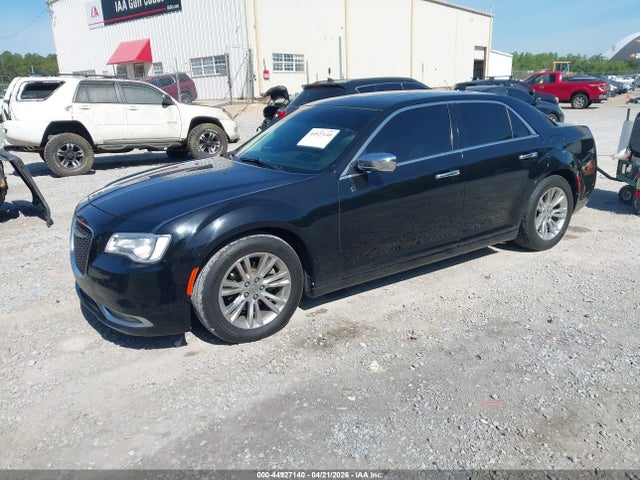 Продаж на аукціоні авто 2015 Chrysler 300c, vin: 2C3CCAEG4FH814001, номер лоту: 44927140