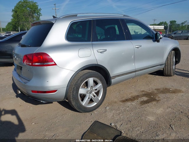 44927168 :رقم المزاد ، WVGFK9BP7CD002890 vin ، 2012 Volkswagen Touareg Tdi Lux مزاد بيع