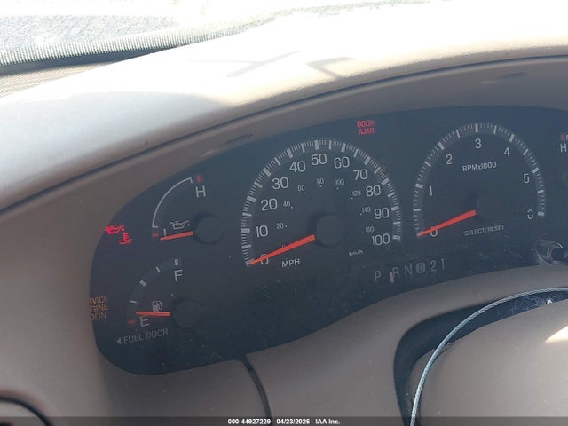 44927229 :رقم المزاد ، 1FTRX17W31NA01148 vin ، 2001 Ford F-150 Lariat/xl/xlt مزاد بيع