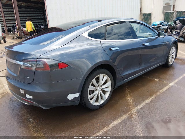 Tesla MODEL S 2015 5YJSA1H18FFP77092 Image 4