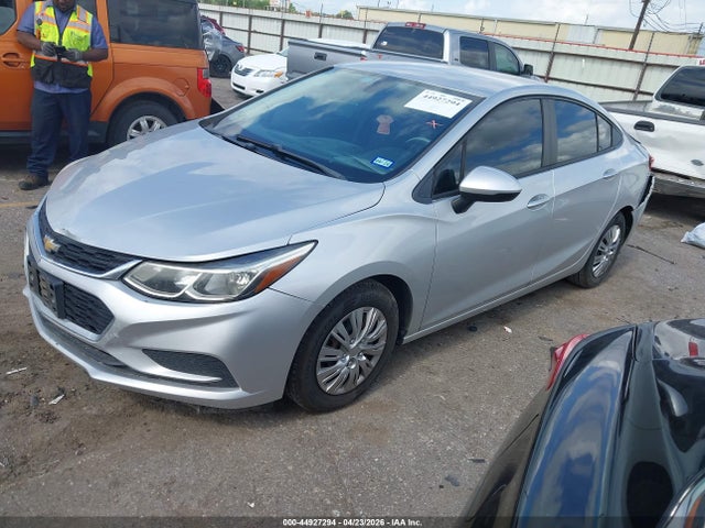 Продажа на аукционе авто 2017 Chevrolet Cruze Ls Auto, vin: 1G1BC5SM2H7184446, номер лота: 44927294