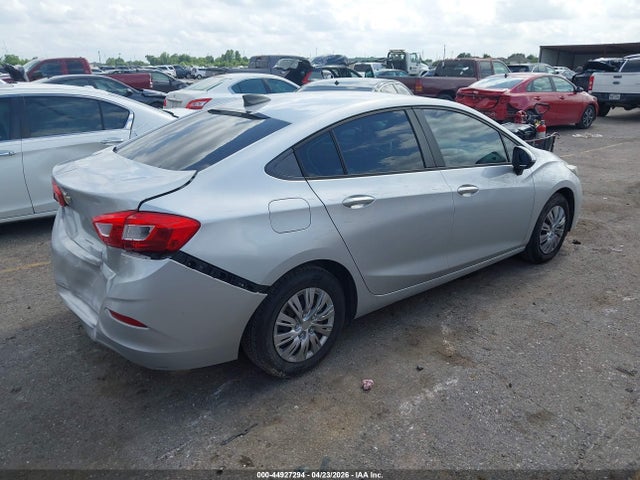Продажа на аукционе авто 2017 Chevrolet Cruze Ls Auto, vin: 1G1BC5SM2H7184446, номер лота: 44927294