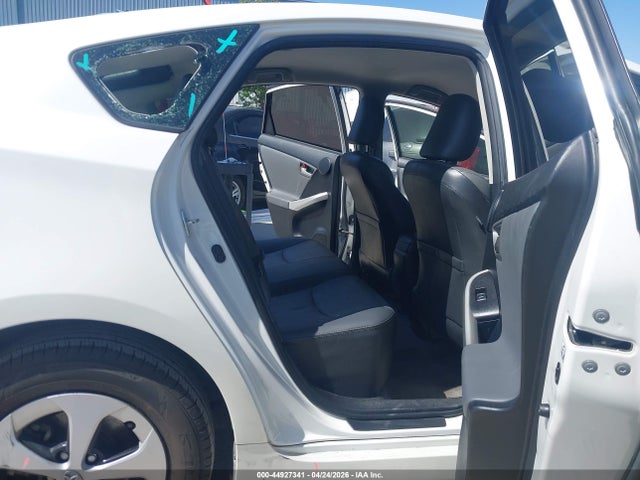 Toyota Prius Four 2014 JTDKN3DU4E0360680 Image 8