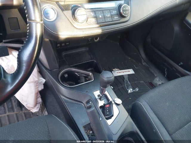 JTMRJREV0HD066677 Toyota Rav4 Hybrid Xle