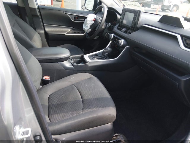 44927350 :رقم المزاد ، 2T3H1RFV1LC064234 vin ، 2020 Toyota Rav4 Le مزاد بيع