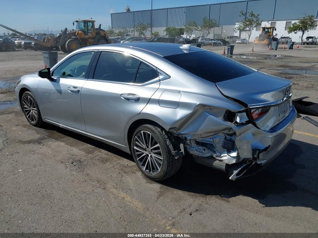 44927353 :رقم المزاد ، 58ADZ1B10NU117505 vin ، 2022 Lexus Es 350 مزاد بيع