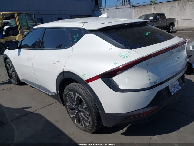 Продажа на аукционе авто 2024 Kia Ev6 Light Long Range, vin: KNDC34LA5R5224641, номер лота: 44927366
