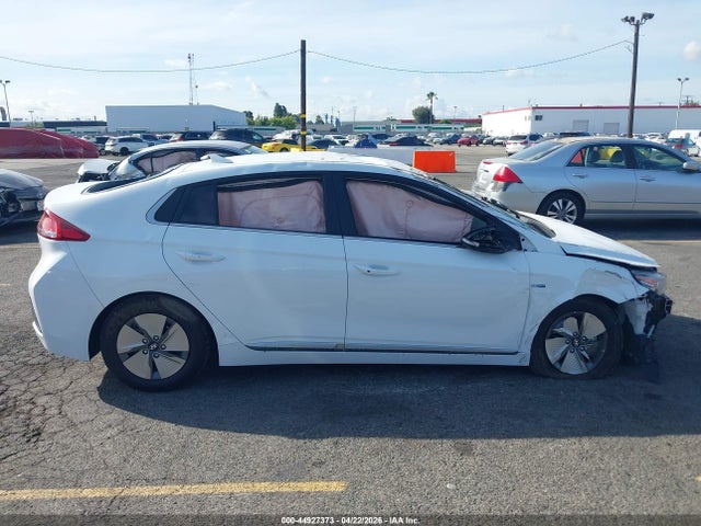 KMHC75LC6LU231456 Hyundai Ioniq Hybrid Se
