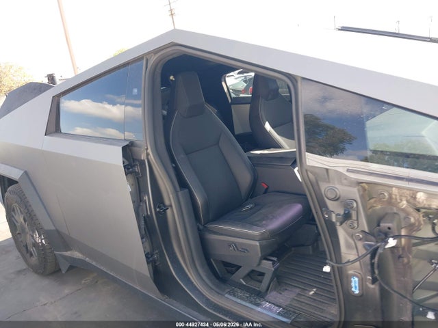 Aukcja sprzedaży 2024 Tesla Cybertruck All-wheel Drive, vin: 7G2CEHED1RA013793, numer aukcji: 44927434