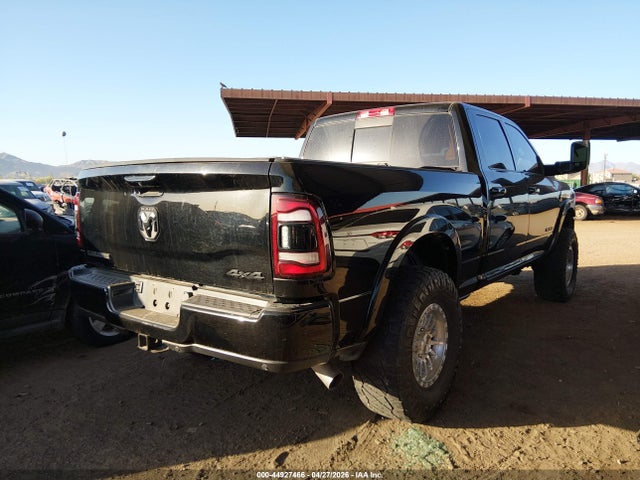 3C6UR5FL9MG632512 RAM 2500 Laramie 4x4 6&#039;4 Box