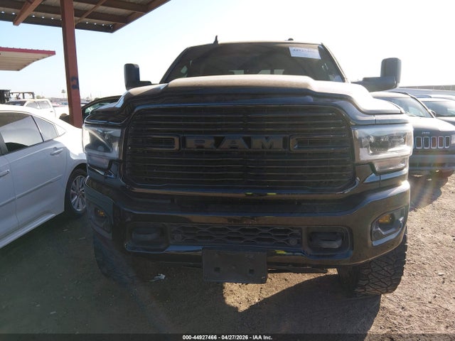 3C6UR5FL9MG632512 RAM 2500 Laramie 4x4 6&#039;4 Box