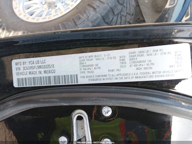 3C6UR5FL9MG632512 RAM 2500 Laramie 4x4 6&#039;4 Box