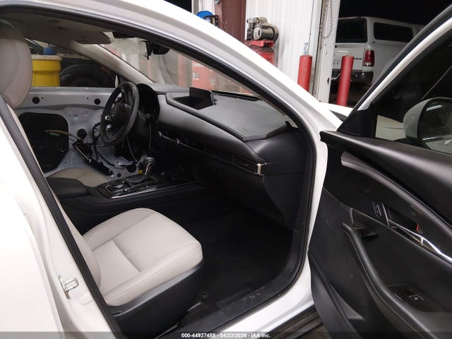 Продажа на аукционе авто 2024 Mazda Cx-30 2.5 S Preferred Package, vin: 3MVDMBCM1RM640467, номер лота: 44927488