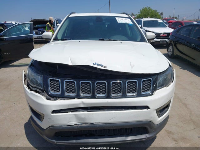 3C4NJCBB8HT632441 Jeep New Compass Latitude Fwd
