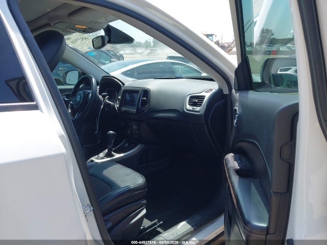 3C4NJCBB8HT632441 Jeep New Compass Latitude Fwd