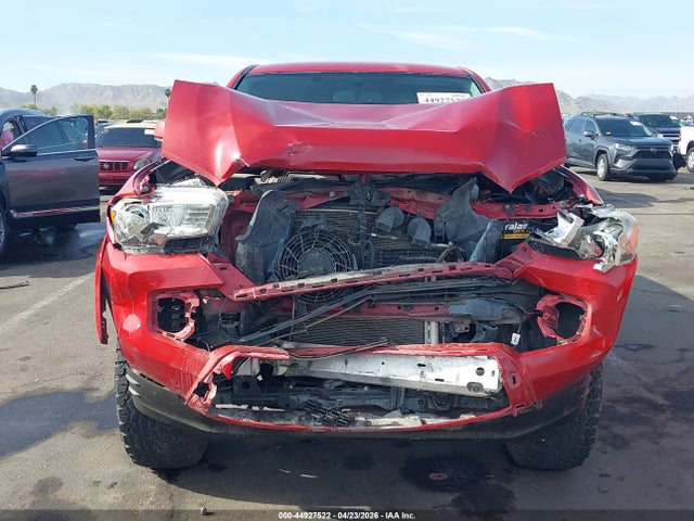 2017 Toyota Tacoma Sr5 V6 მანქანა იყიდება აუქციონზე, vin: 3TMCZ5AN8HM093661, აუქციონის ნომერი: 44927522