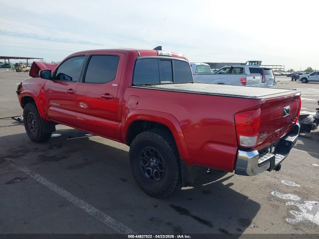 2017 Toyota Tacoma Sr5 V6 მანქანა იყიდება აუქციონზე, vin: 3TMCZ5AN8HM093661, აუქციონის ნომერი: 44927522