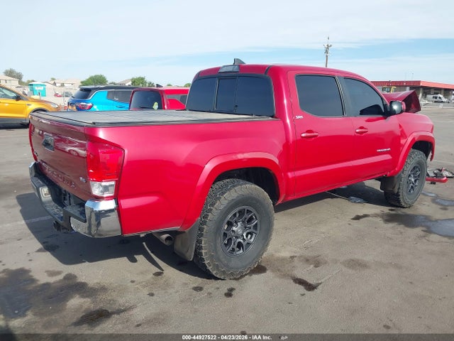 2017 Toyota Tacoma Sr5 V6 მანქანა იყიდება აუქციონზე, vin: 3TMCZ5AN8HM093661, აუქციონის ნომერი: 44927522