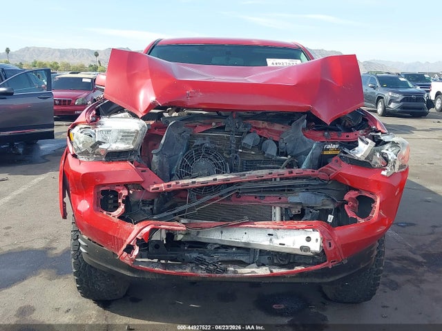 2017 Toyota Tacoma Sr5 V6 მანქანა იყიდება აუქციონზე, vin: 3TMCZ5AN8HM093661, აუქციონის ნომერი: 44927522